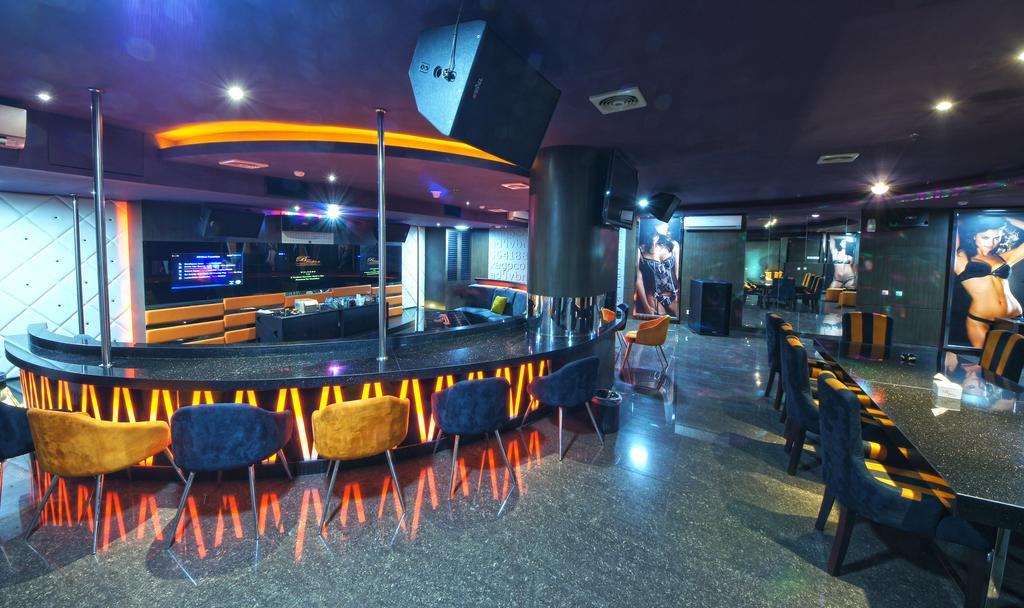 B Fashion Hotel Jakarta Eksteriør billede