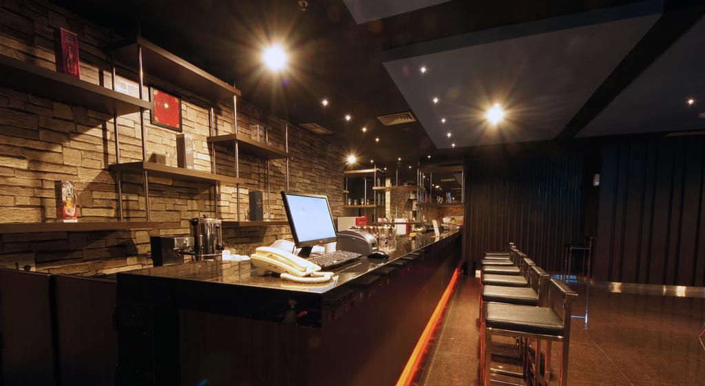 B Fashion Hotel Jakarta Eksteriør billede