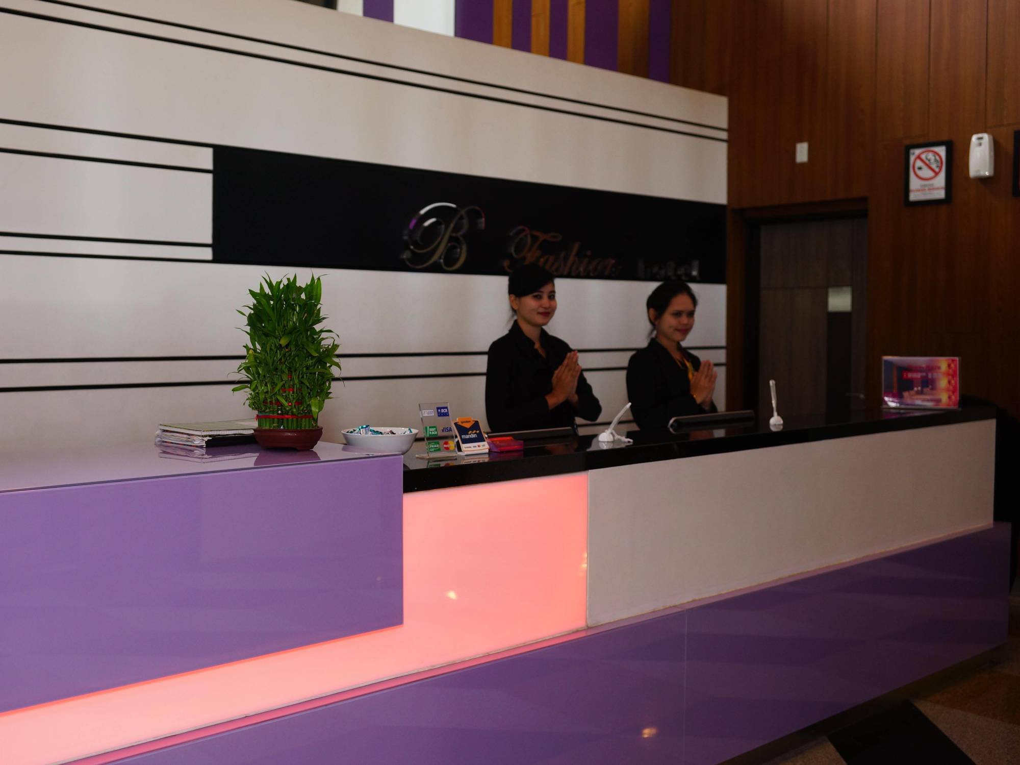 B Fashion Hotel Jakarta Eksteriør billede