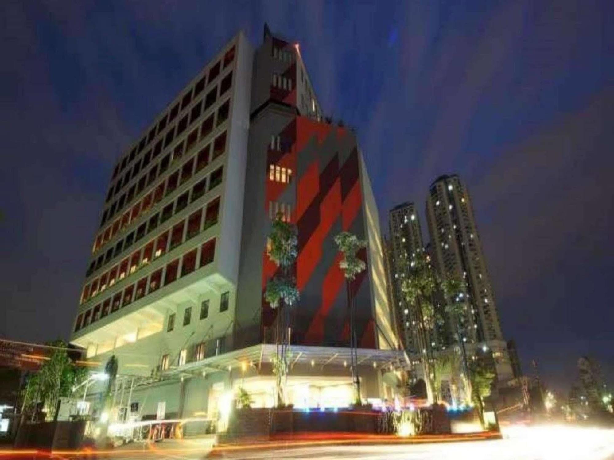 B Fashion Hotel Jakarta Eksteriør billede